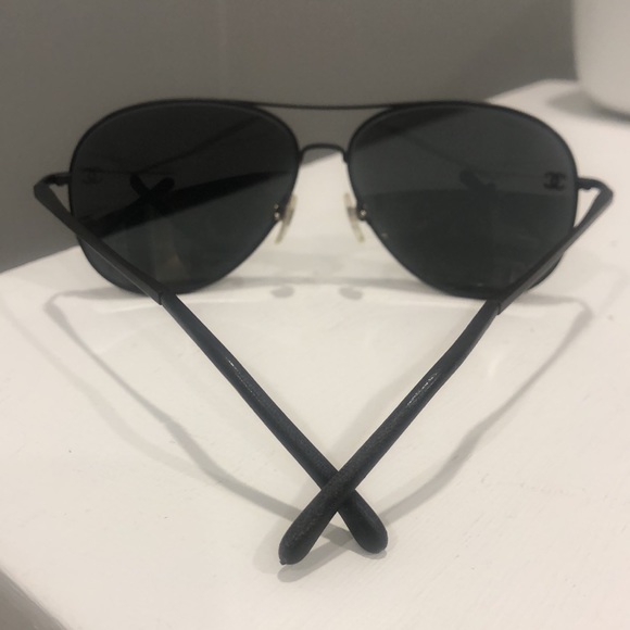 Chanel pilot sunglasses - Picture 2 of 9